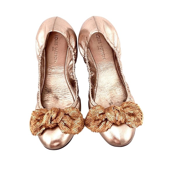 Louis Vuitton Shoes - Louis Vuitton Leather Rose Gold Sequin Ballet Flats Size 36